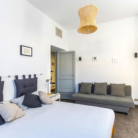 Hostly - Nicole Apartment Volturno- Full Rome Center Eksteriør bilde
