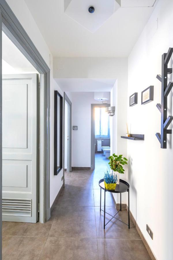 Hostly - Nicole Apartment Volturno- Full Rome Center Eksteriør bilde